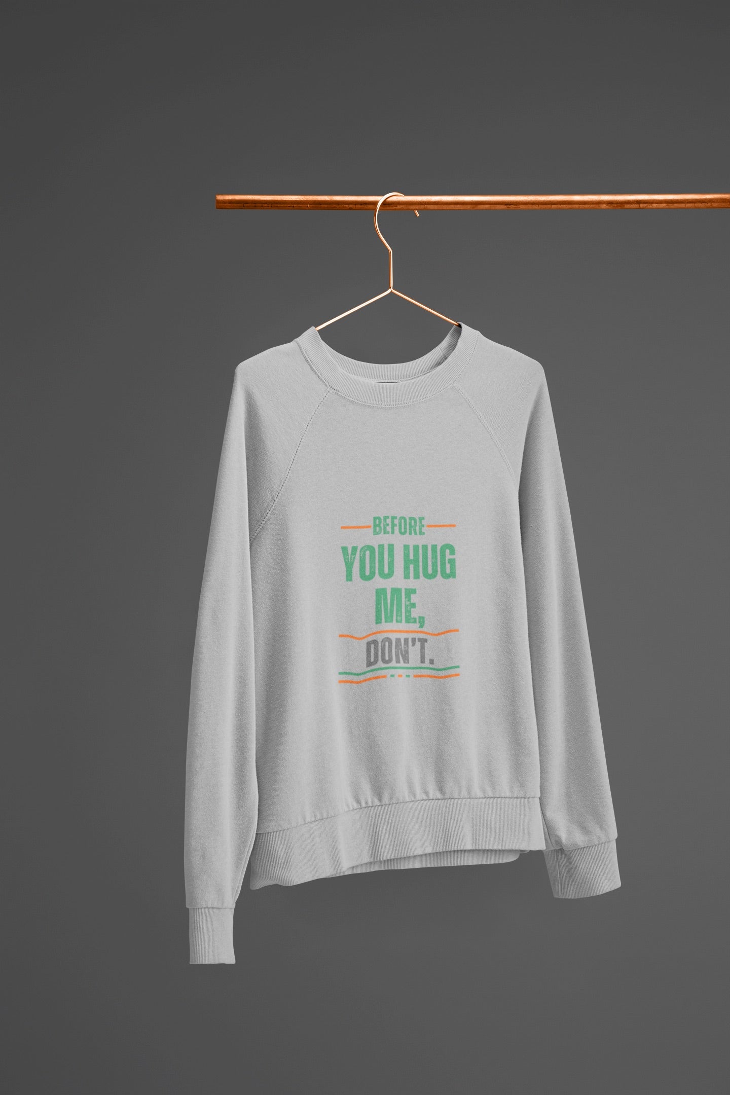 Don't Hug Me - Crewneck oversize jumper - Front - Flujo